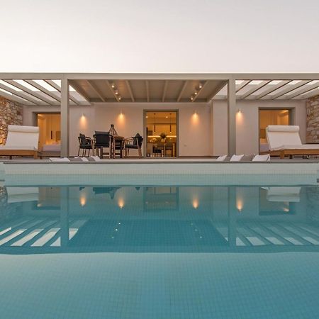 T7 Luxury Villas Paros Exteriör bild