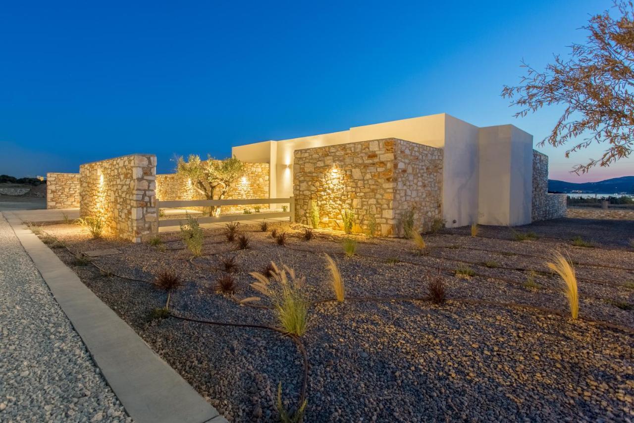 T7 Luxury Villas Paros Exteriör bild