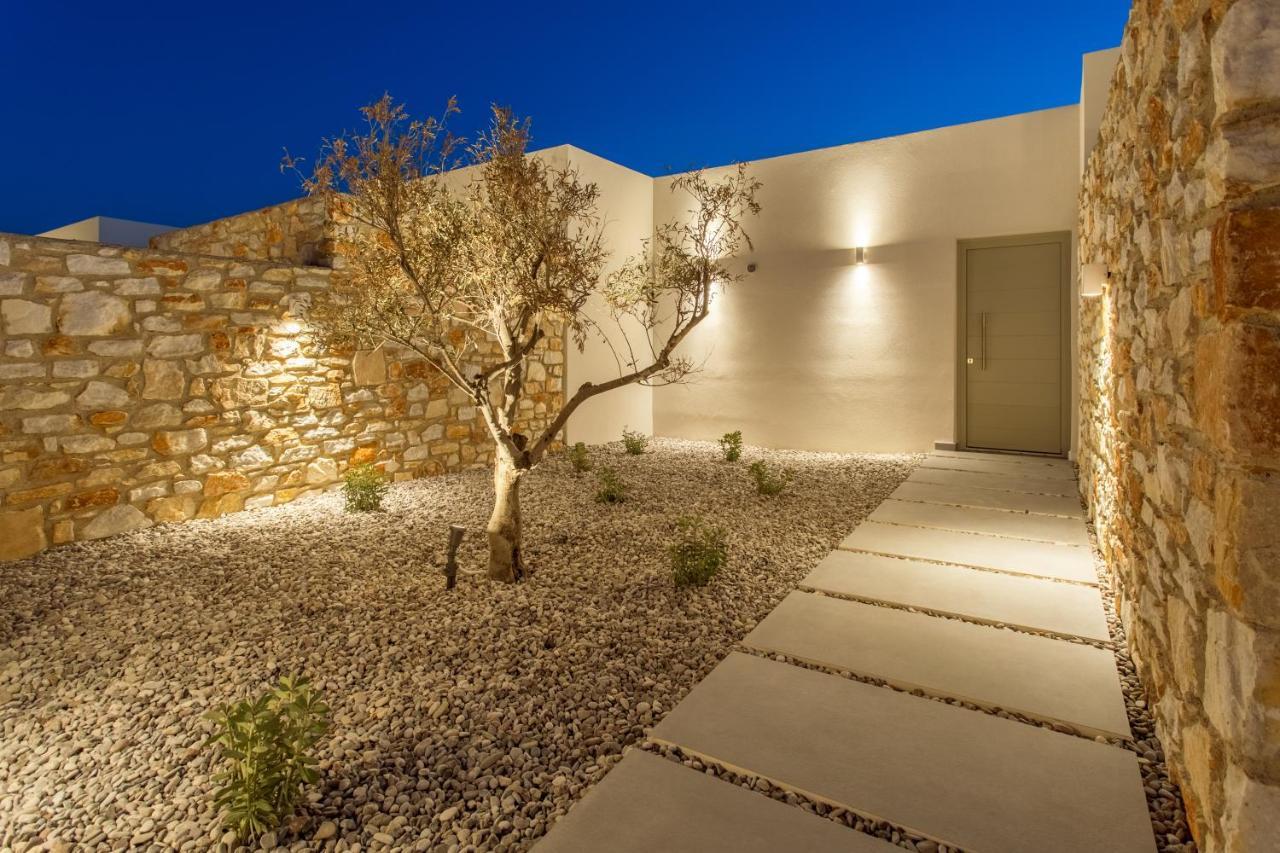 T7 Luxury Villas Paros Exteriör bild