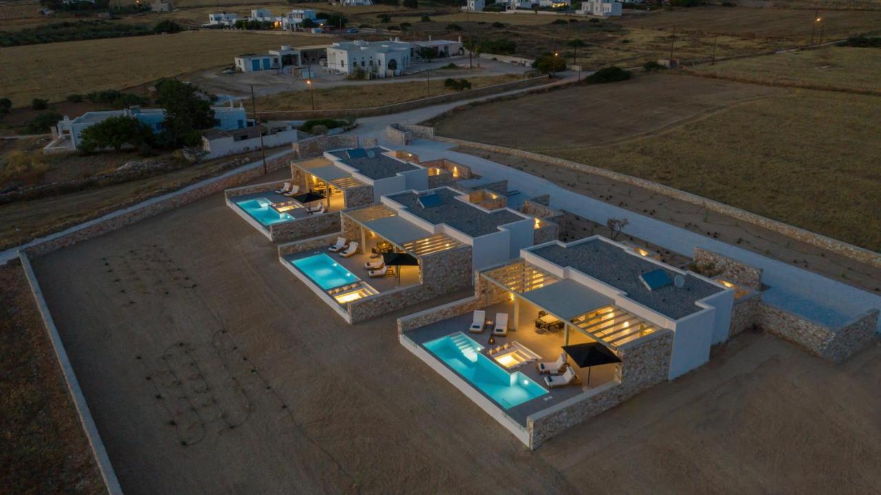 T7 Luxury Villas Paros Exteriör bild
