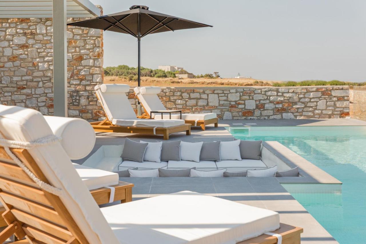 T7 Luxury Villas Paros Exteriör bild